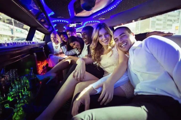 Party Bus vs Limo in Dallas TX: Which Is Right for Your Event?